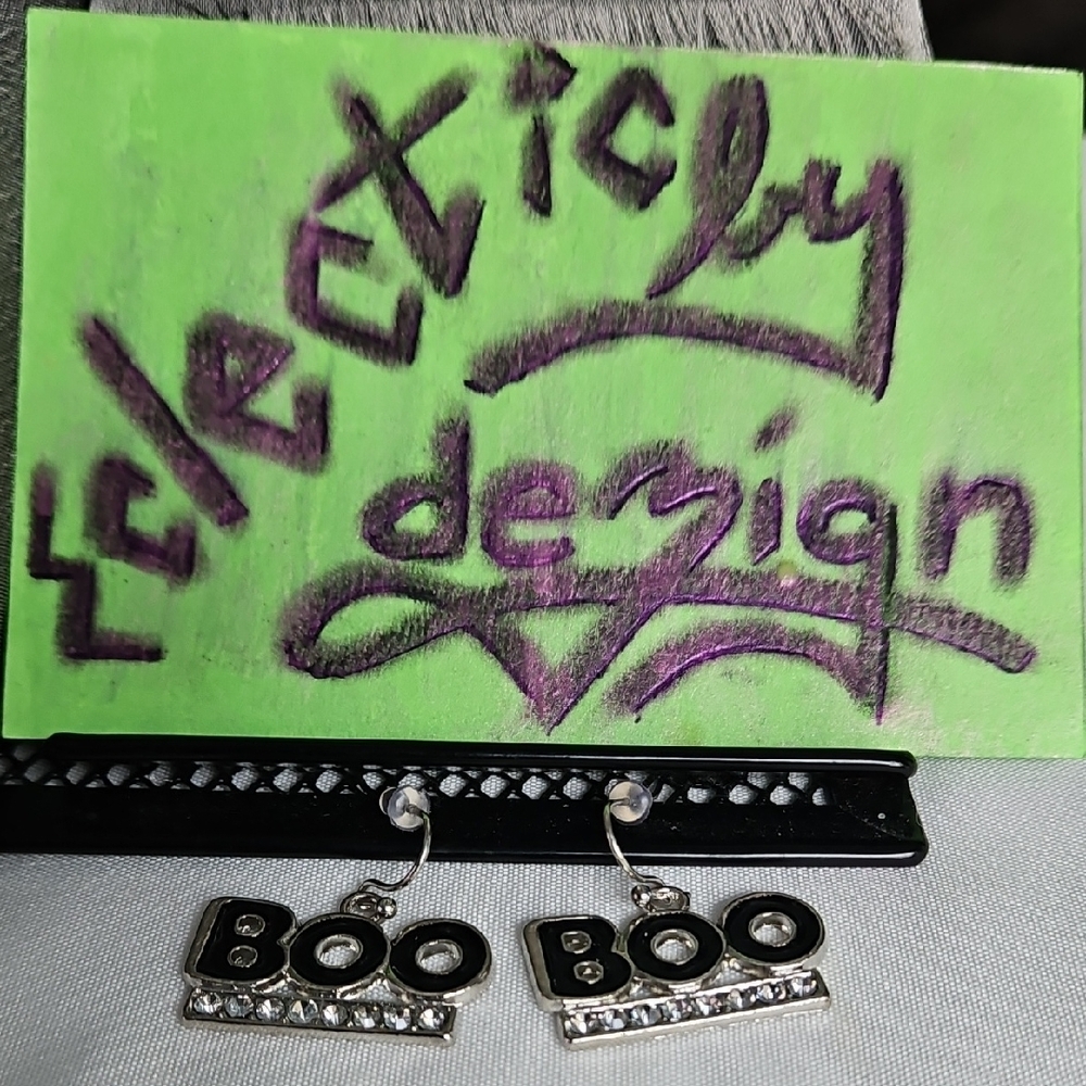 Halloween 365 Black and Silver 'Boo' Earrings